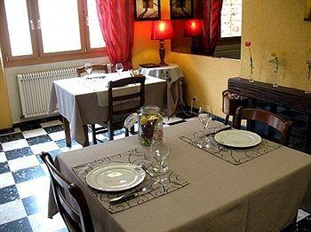 Hotel Le Relais Du Coustoubi Campouriez Kültér fotó
