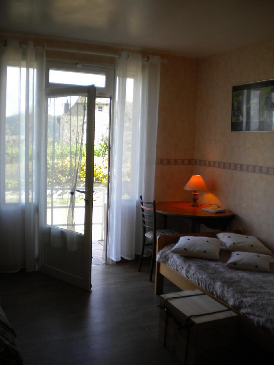 Hotel Le Relais Du Coustoubi Campouriez Kültér fotó